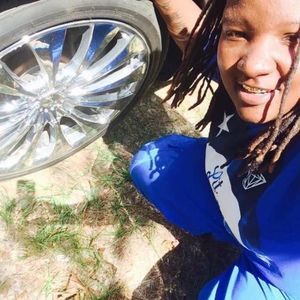 Meet your Posher, Tesha